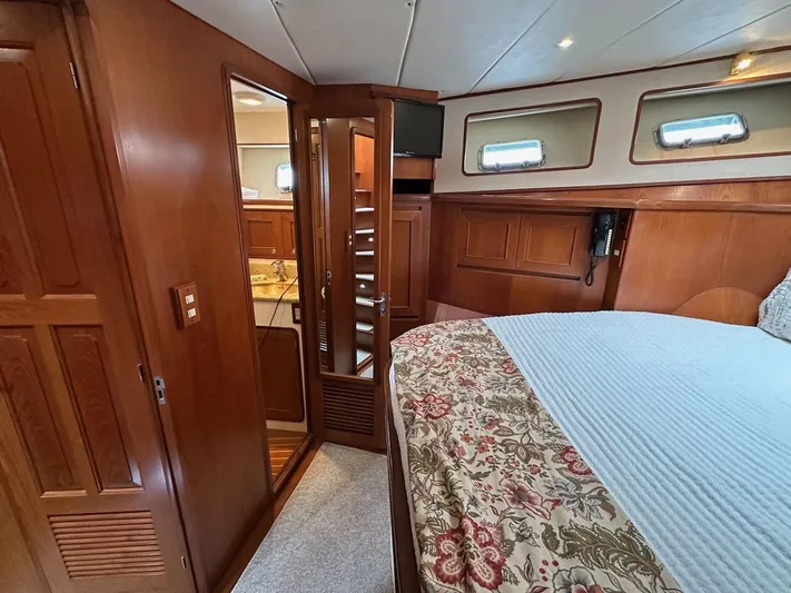 Gooso Yacht Photos Pics 