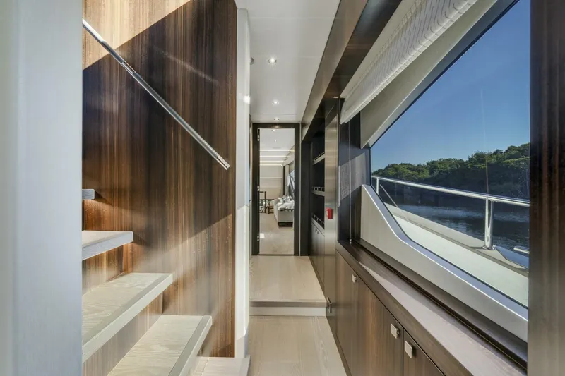  Yacht Photos Pics 2025 Sunseeker 95 Yacht - Image 30