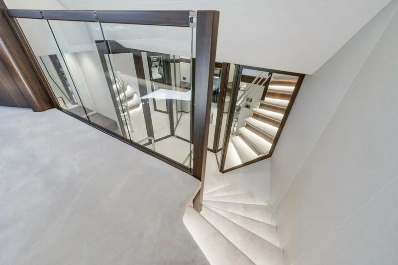  Yacht Photos Pics 2025 Sunseeker 95 Yacht - Image 41