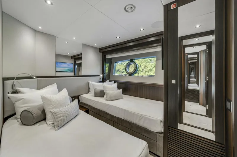  Yacht Photos Pics 2025 Sunseeker 95 Yacht - Image 56