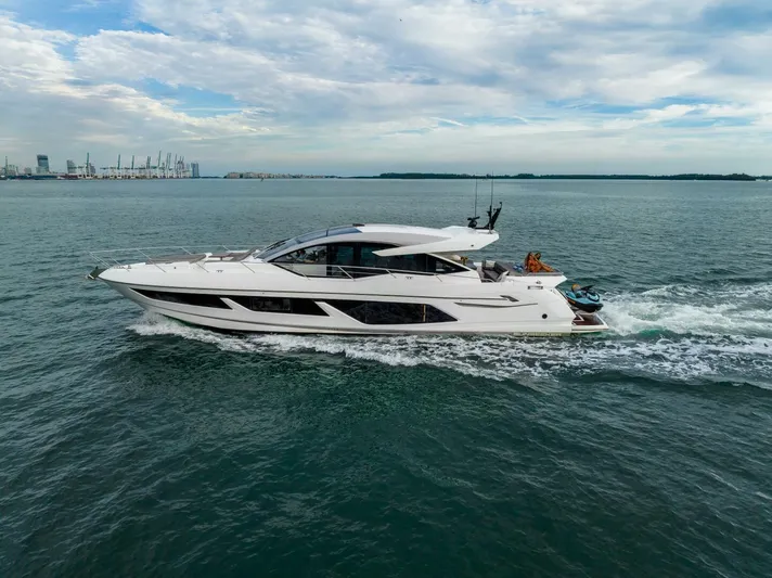  Yacht Photos Pics 2022 Sunseeker Predator 74 - Image 11
