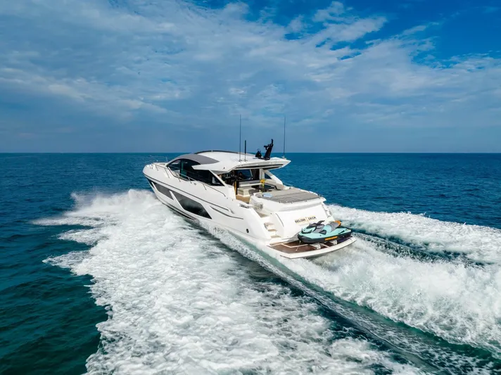  Yacht Photos Pics 2022 Sunseeker Predator 74 - Image 5