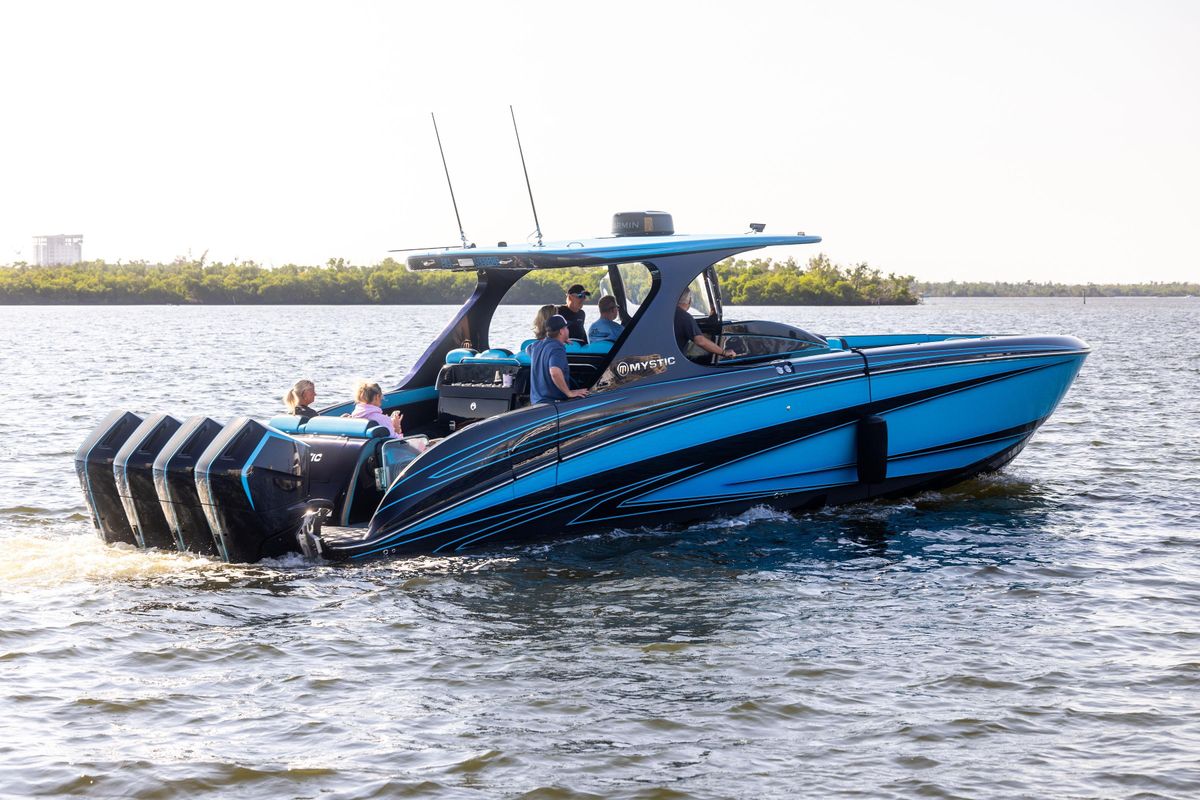 2023 Mystic Powerboats 42 