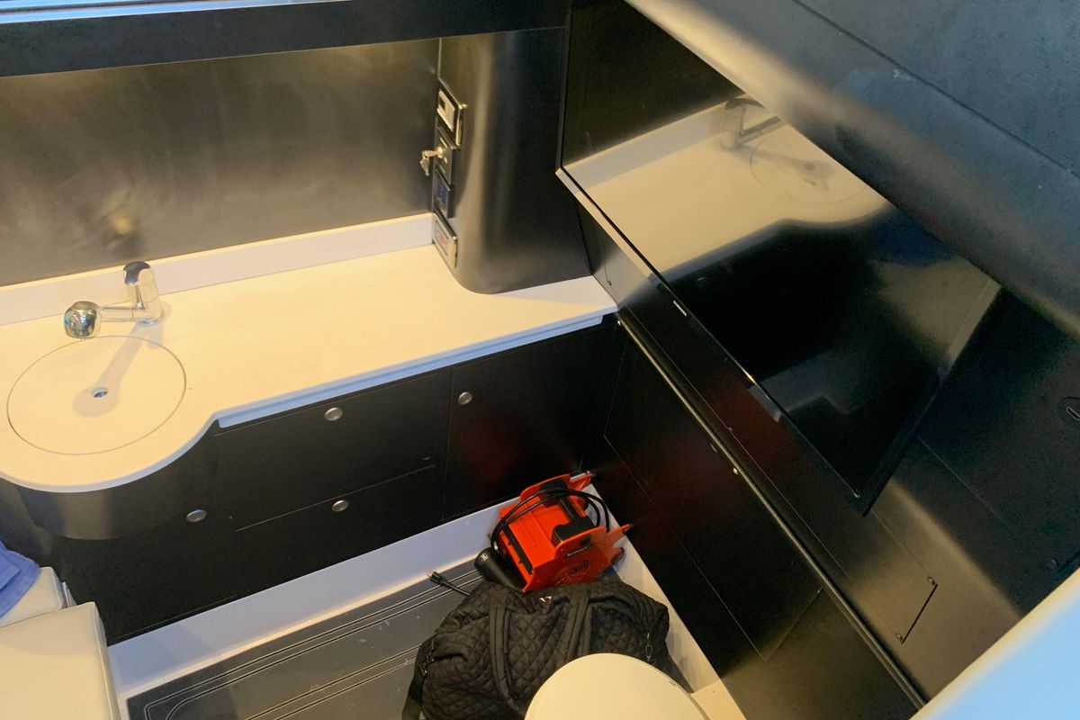 2023 Mystic Powerboats 42 