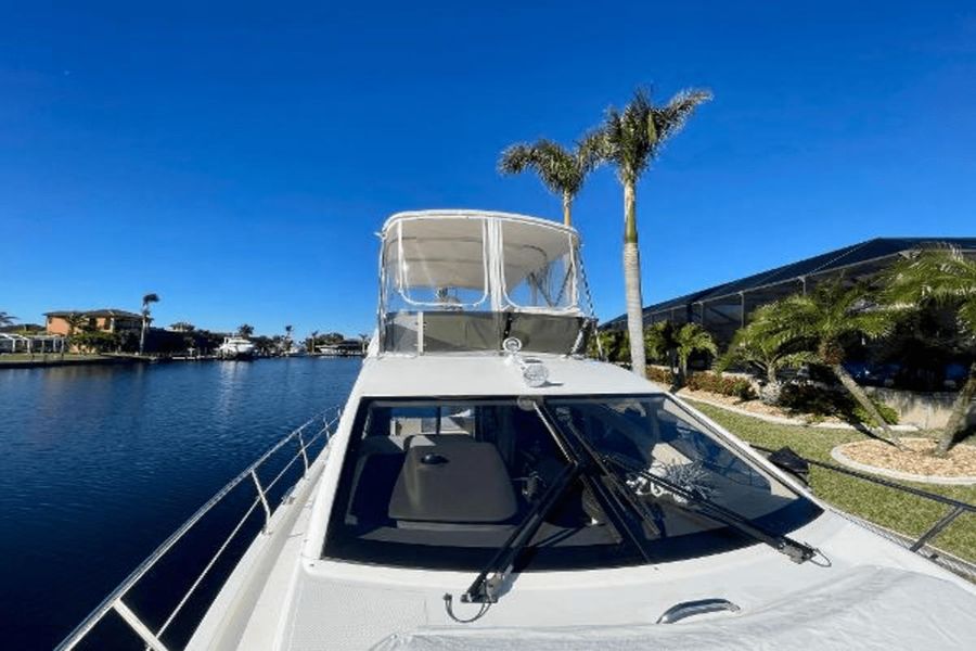 2012 Azimut Flybridge Collection 40