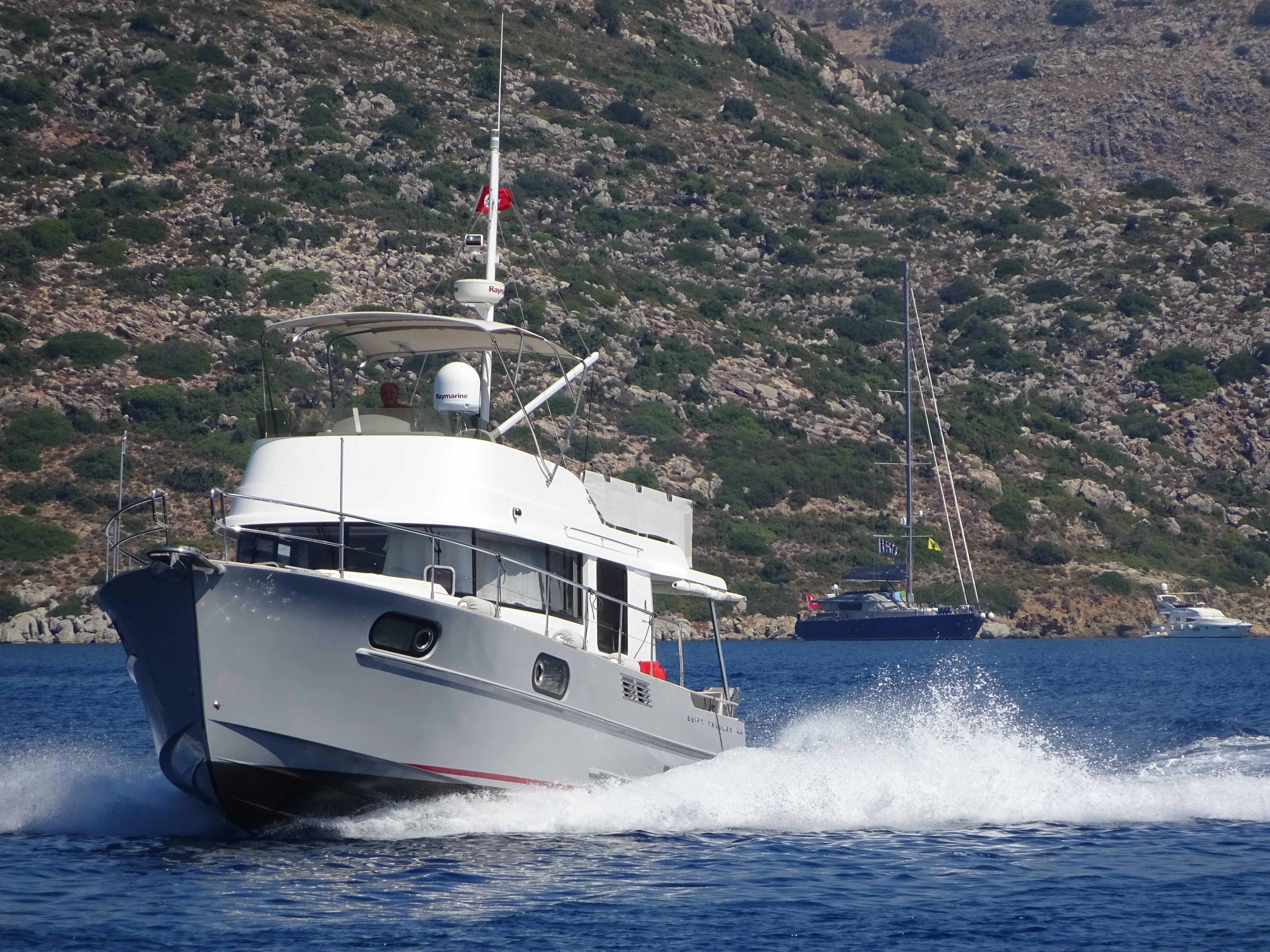 2014 Beneteau Swift Trawler 44