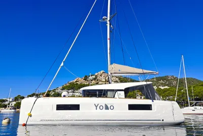 2021 Lagoon 40