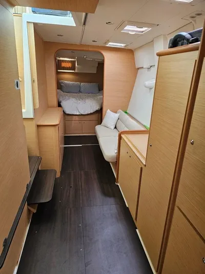Moondance Yacht Photos Pics Interior of 2008 Lagoon 420 yacht with cozy cabin and modern furnishings.
