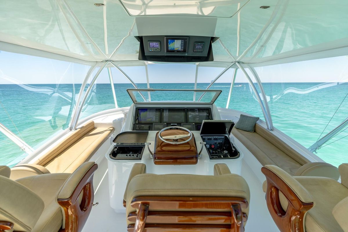 2015 Viking 62 