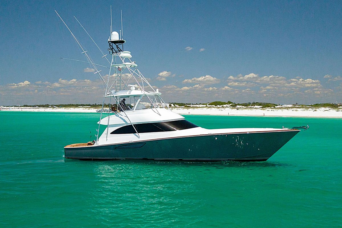 2015 Viking 62 