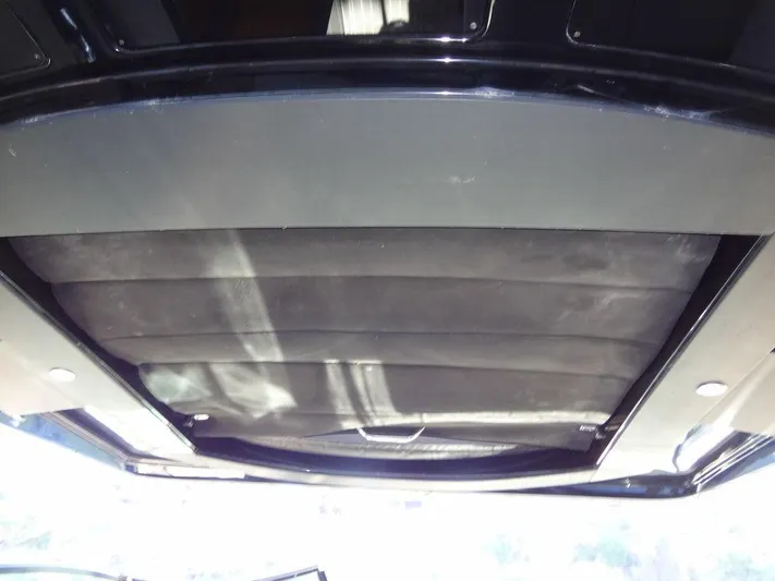  Yacht Photos Pics 2021 Cruisers Yachts 38 GLS I/O sunroof interior view.