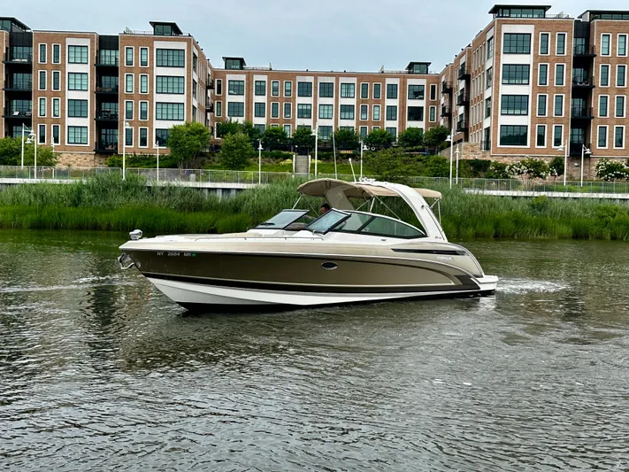 30 Yards Yacht Photos Pics 