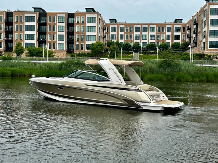 30 Yards Yacht Photos Pics 