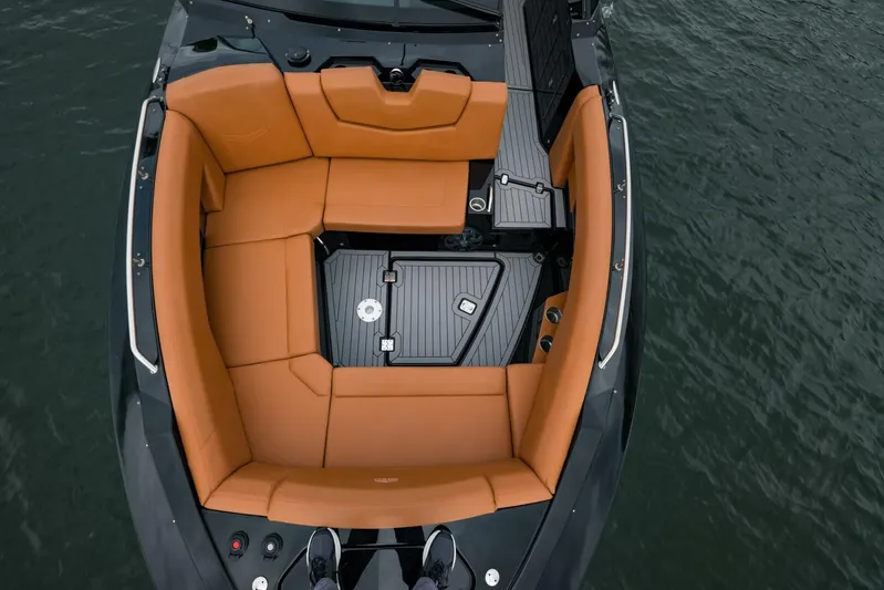 Sasea Sandy Yacht Photos Pics 2020 Cruisers Yachts 338 South Beach Edition - Image 29