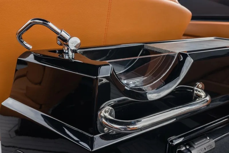 Sasea Sandy Yacht Photos Pics 2020 Cruisers Yachts 338 South Beach Edition - Image 21