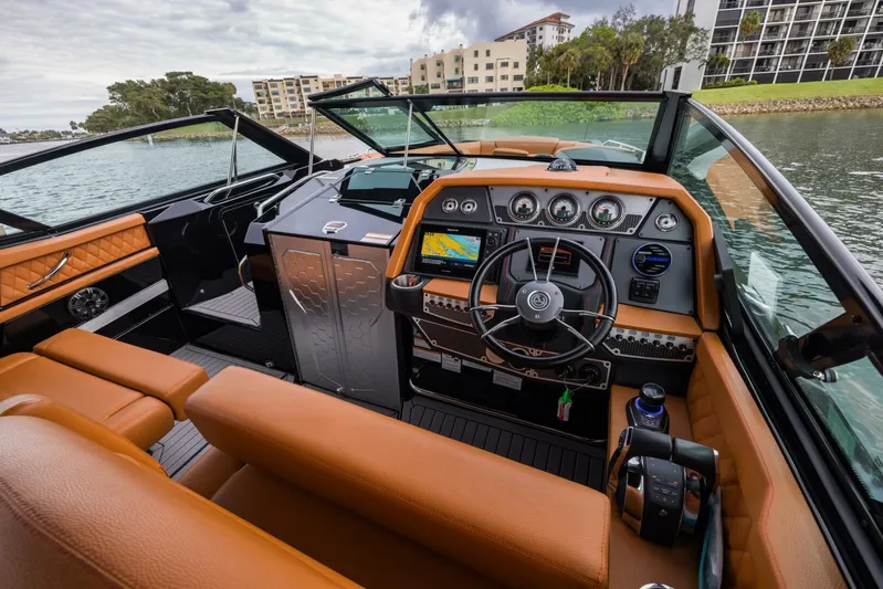 Sasea Sandy Yacht Photos Pics 2020 Cruisers Yachts 338 South Beach Edition - Image 26