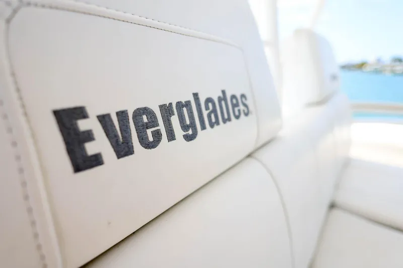  Yacht Photos Pics Close-up of Everglades 355 Center Console boat seat, 2015 model.