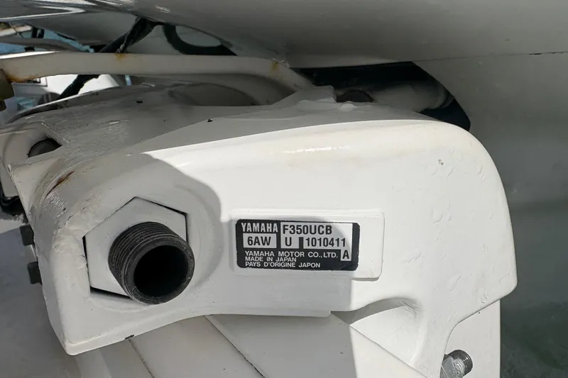  Yacht Photos Pics Yamaha F350UCB engine on 2015 Everglades 355 Center Console boat.