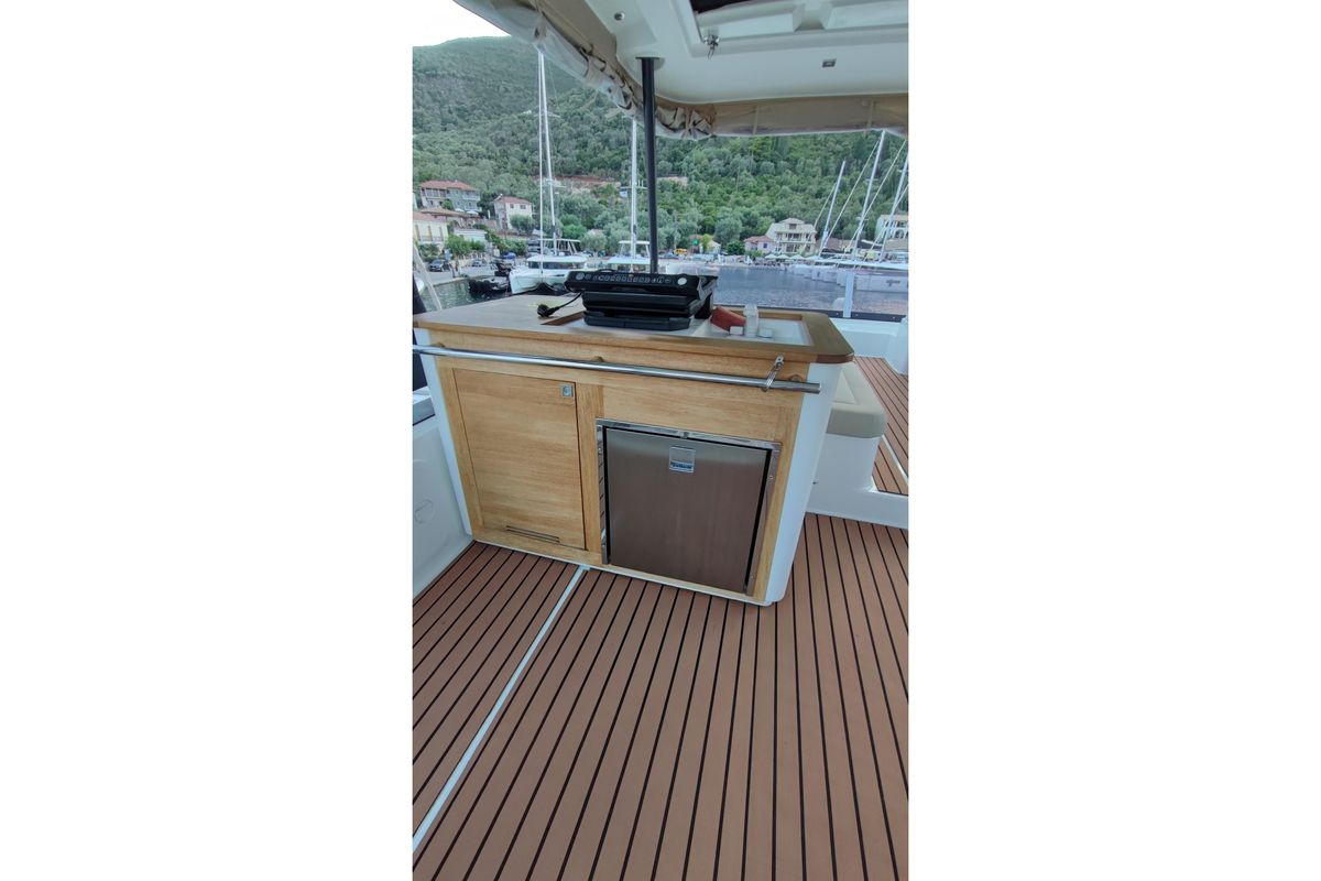 2022 Fountaine Pajot 45 