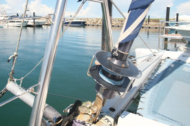 Sv Hypnautic Yacht Photos Pics Lagoon 440 catamaran docked, showcasing rigging and trampoline, 2002 model.