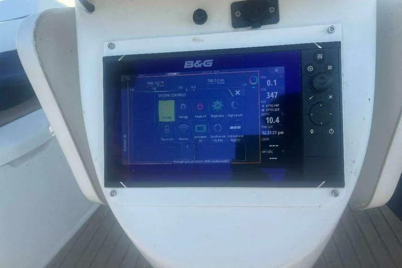 Phantom Yacht Photos Pics B&G navigation system on 2007 Jeanneau Sun Odyssey 39i sailboat.