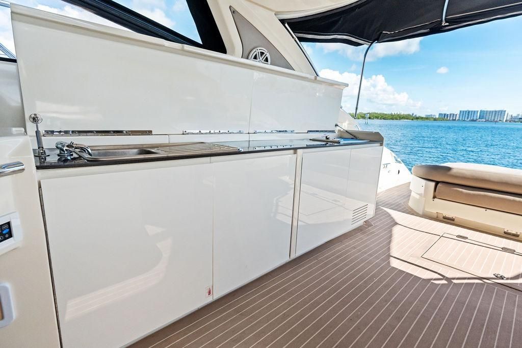 2013 Azimut 48 