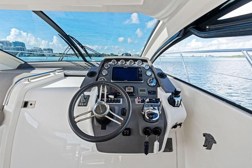 2013 Azimut 48 