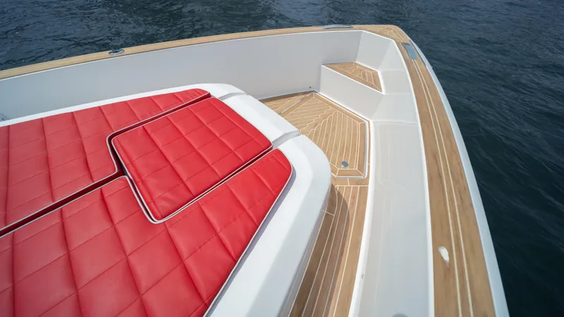 Freedom Yacht Photos Pics Pardo Yachts 38 (2023) with red cushioned seating and teak deck.