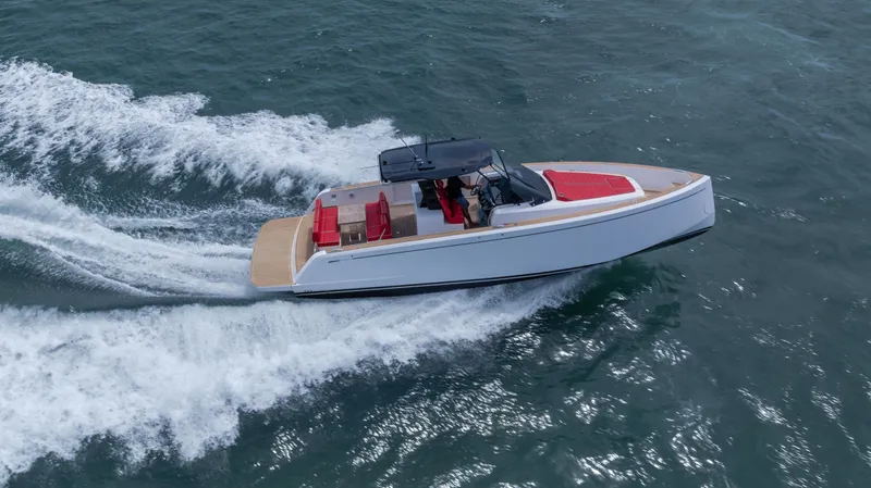 Freedom Yacht Photos Pics 