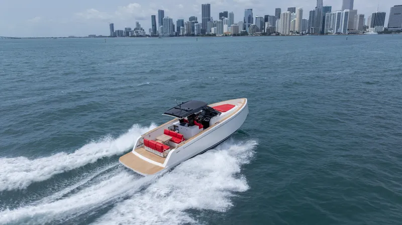 Freedom Yacht Photos Pics 