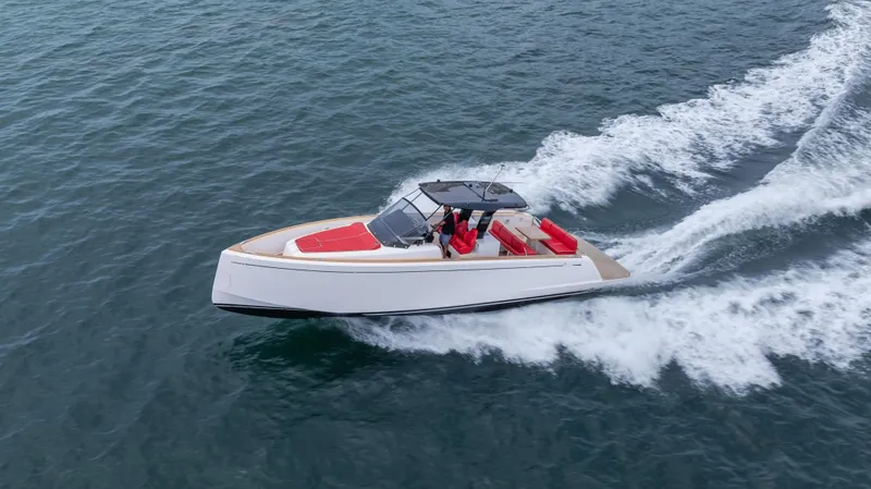 Freedom Yacht Photos Pics 