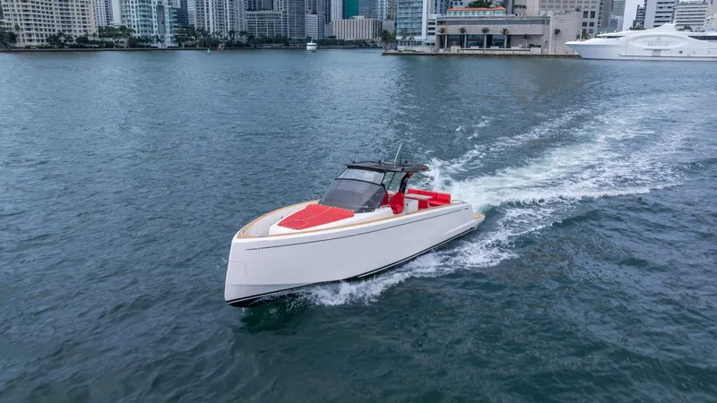 Freedom Yacht Photos Pics 