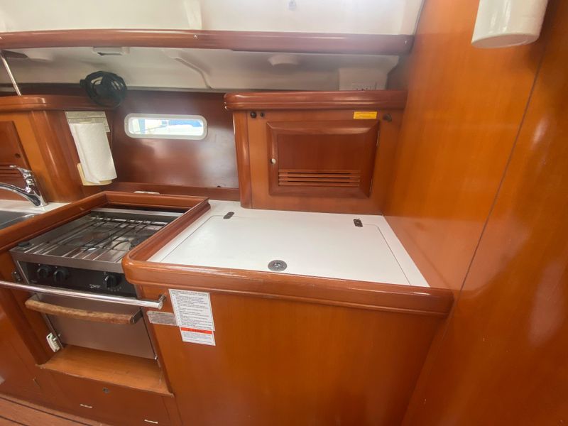 2006 Beneteau 393