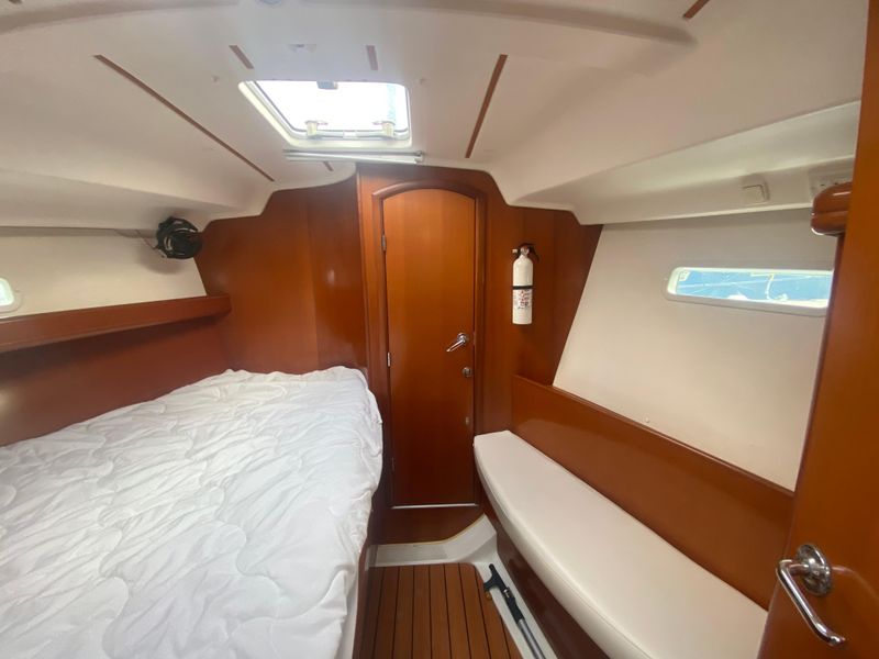 2006 Beneteau 393