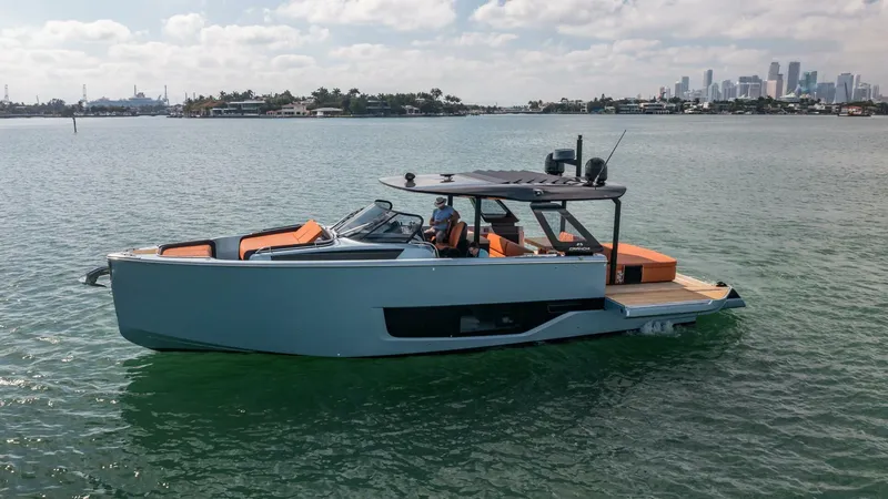 Bella Yacht Photos Pics 2022 Cranchi A46 - Image 1