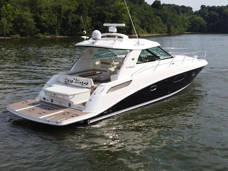 2011 Sea Ray 450 Sundancer