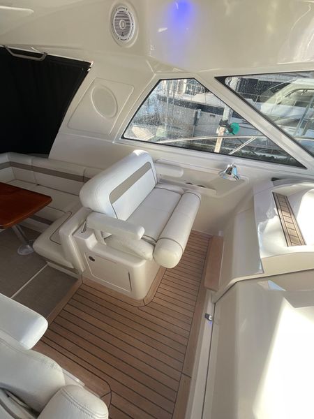 2011 Sea Ray 450 Sundancer