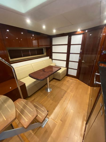 2011 Sea Ray 450 Sundancer