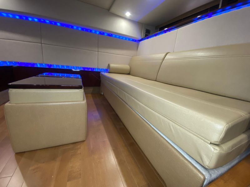 2011 Sea Ray 450 Sundancer