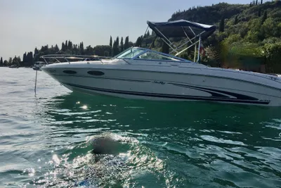 2000 Sea Ray 230 OV