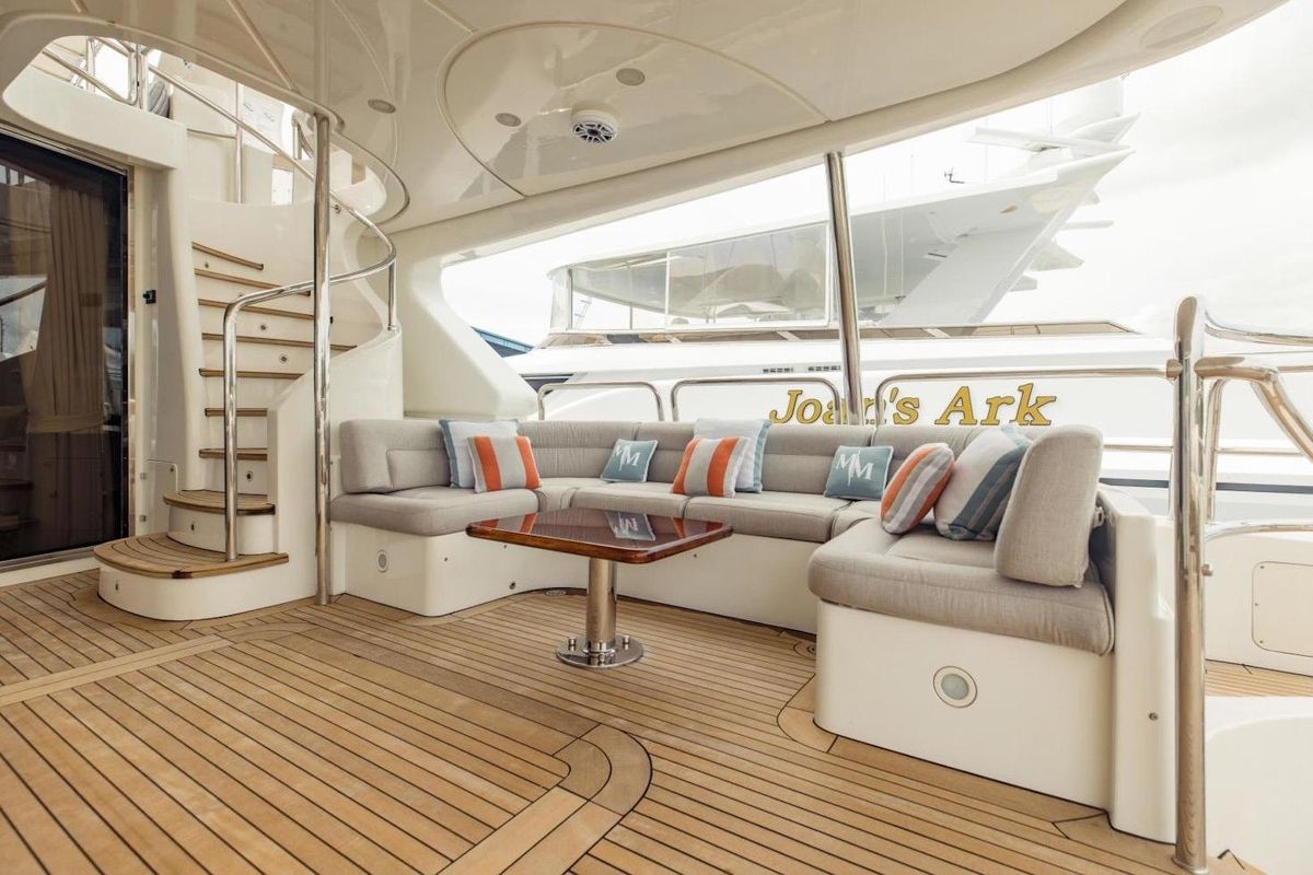 2007 Benetti 120 