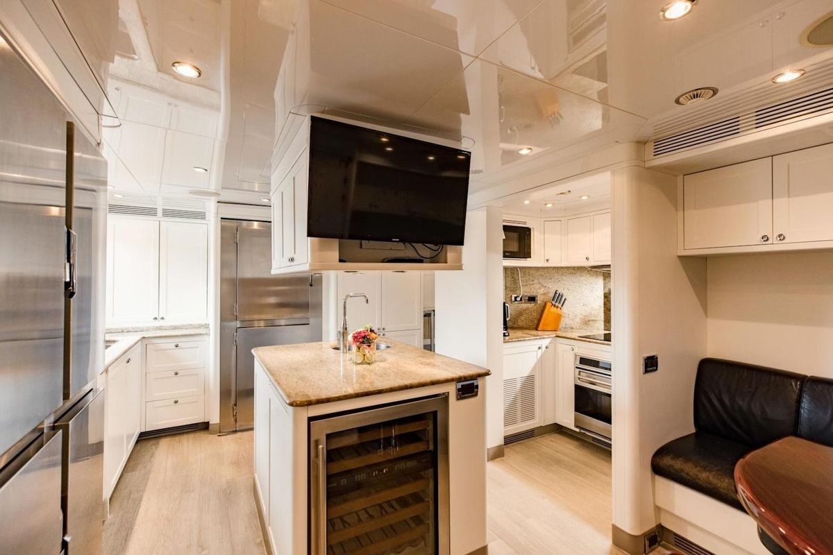 2007 Benetti 120 