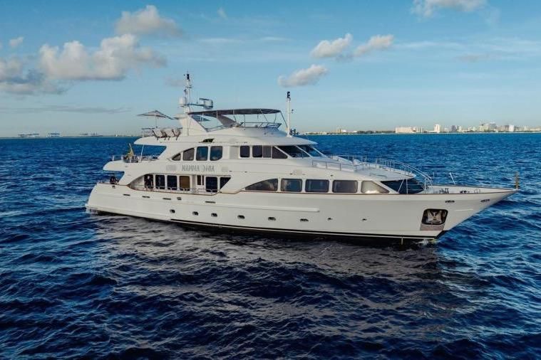 2007 Benetti 120 