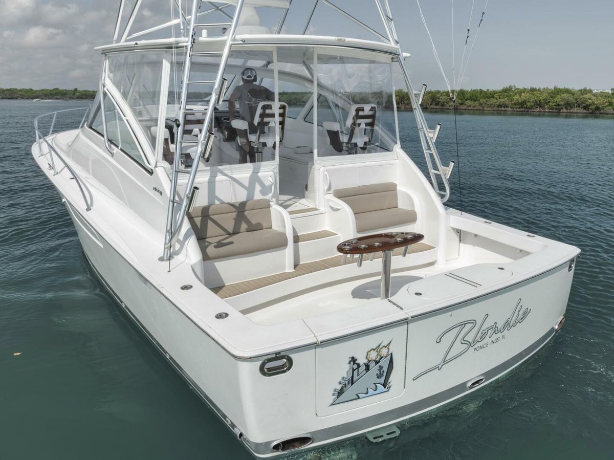 2012 Viking 42 