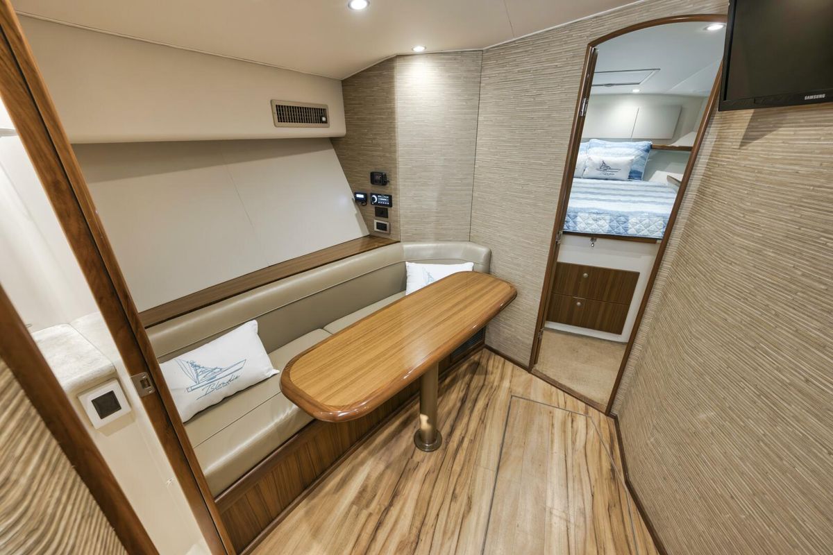 2012 Viking 42 