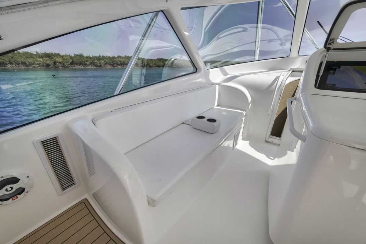2012 Viking 42 