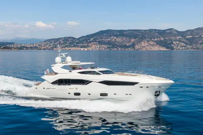 2013 Sunseeker 115 Sport Yacht