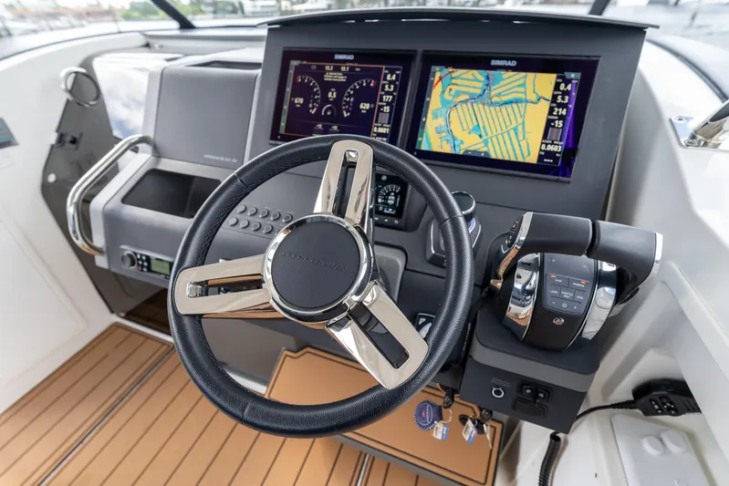 Moonrise Yacht Photos Pics 