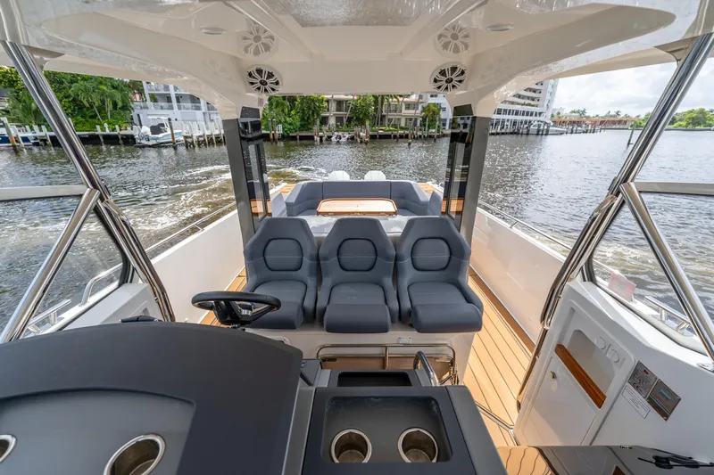 Moonrise Yacht Photos Pics 