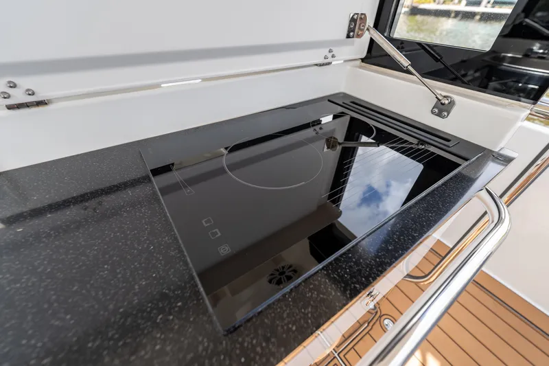 Moonrise Yacht Photos Pics 